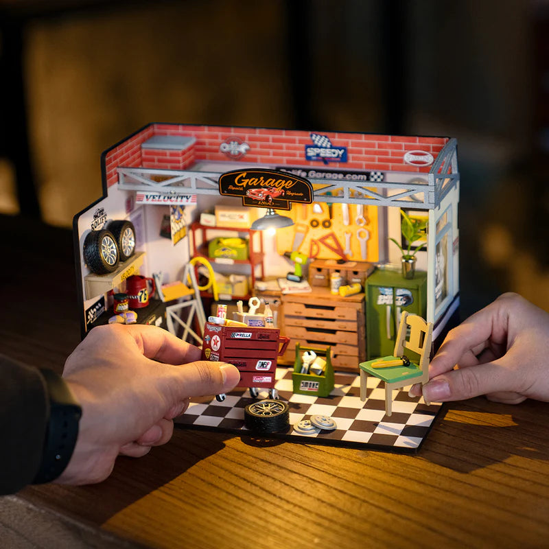 CraftAura Garage Workshop DIY Miniature House Kit DG165
