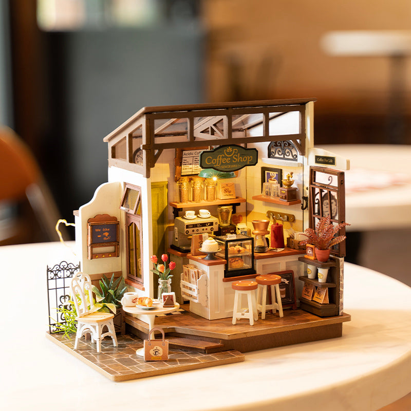 CraftAura Flavory Café Miniature House kit DG162