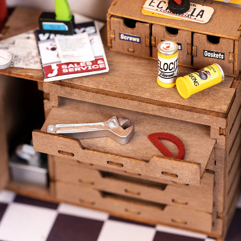 CraftAura Garage Workshop DIY Miniature House Kit DG165
