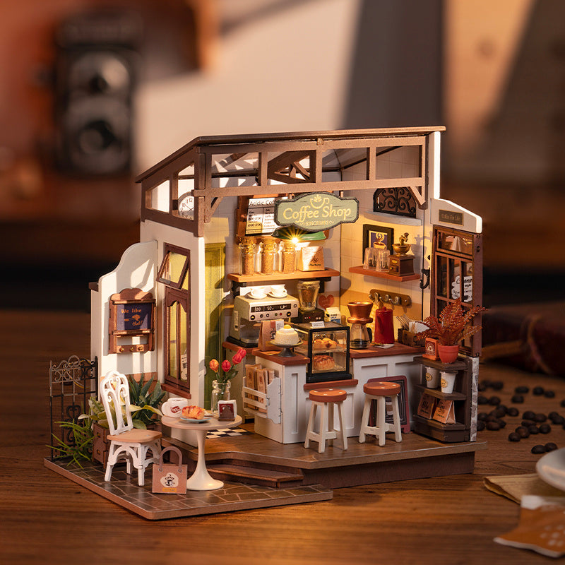 CraftAura Flavory Café Miniature House kit DG162